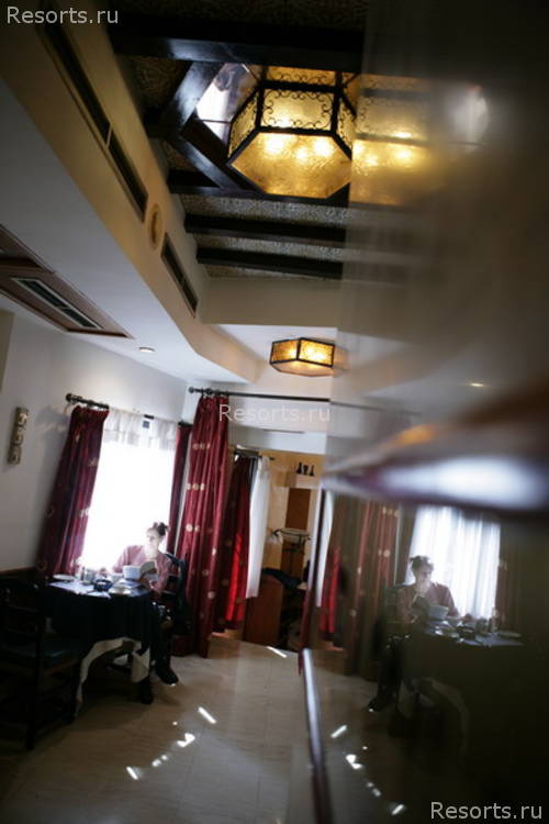 Golden Tulip Flamenco Hotel 18